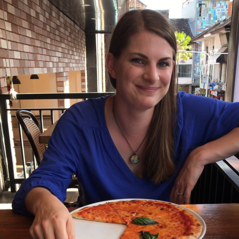 Meet your Posher, Leslie